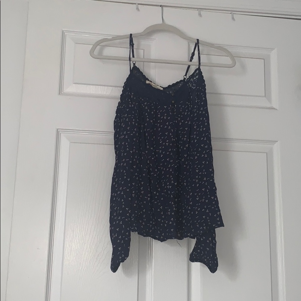 Long Sleeve Off the shoulder blue floral blouse